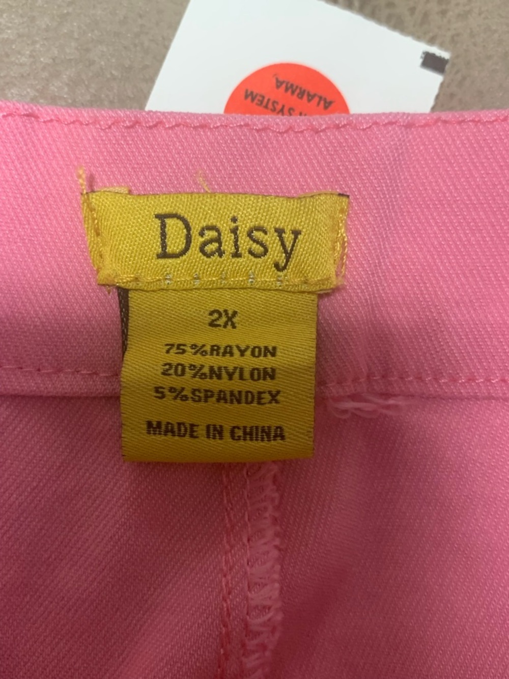 Daisy Women’s Pink Stretch Distressed Raw Hem Flared Leg Jeans NEW Size 2X - Picture 3 of 7